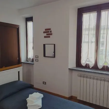 Apartment Casetta Vicino Al Parco Di Monza Albiate